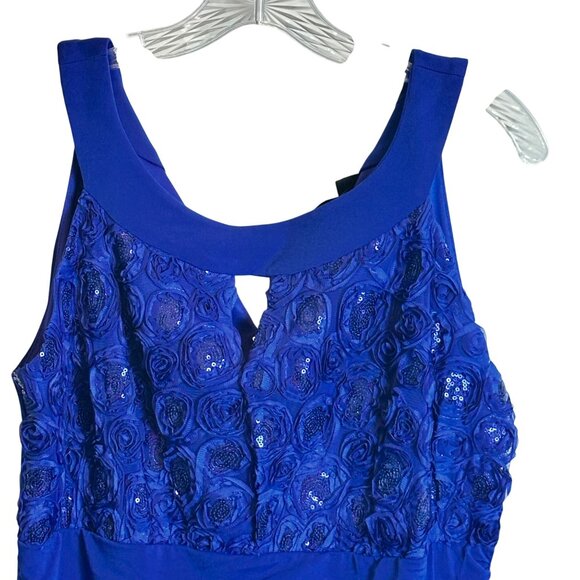 En Focus 14W Elegant Royal Blue Evening Gown Sequin Embellished Bodice Keyhole - Picture 6 of 14